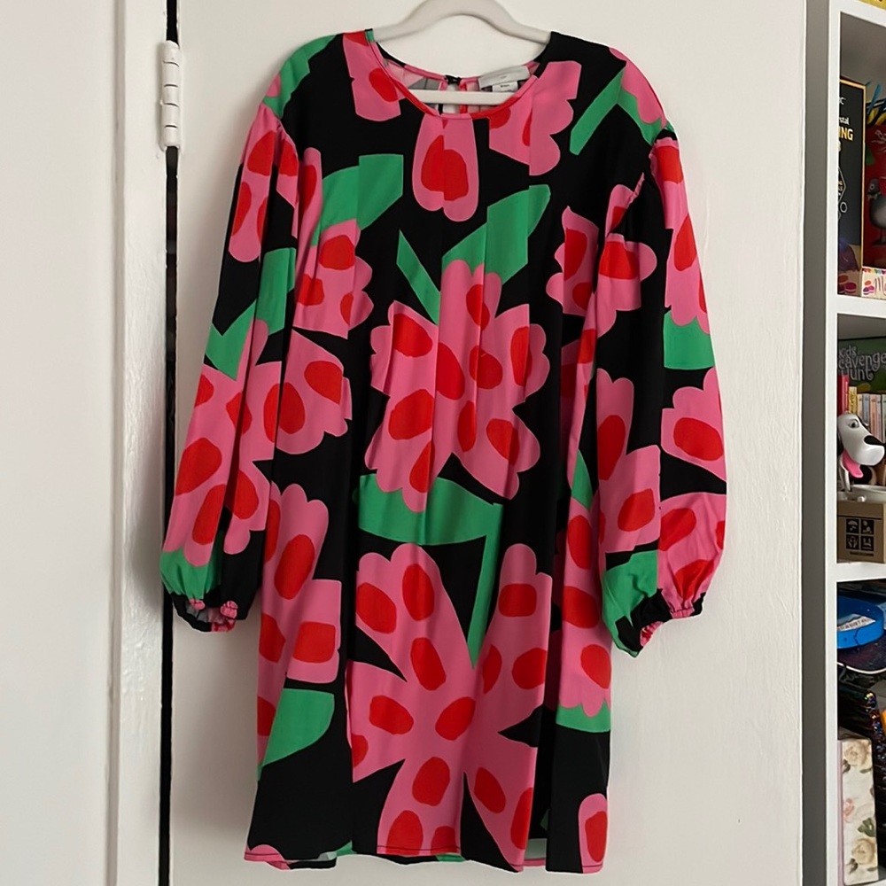 Stella McCartney girls dress with printed flowers.